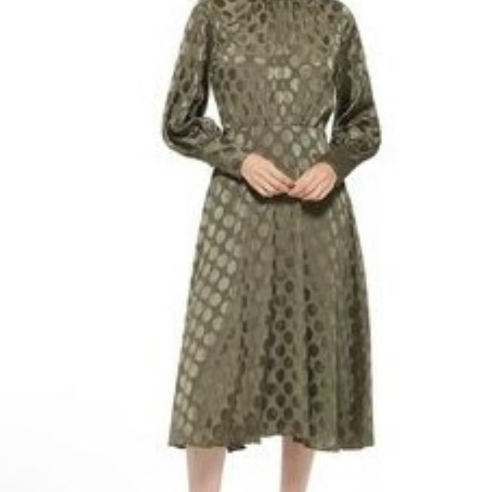 Beautiful olive green with circle details dress